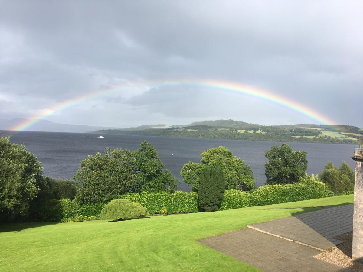 Апартаменты Loch View At Lomond Castle Баллок Экстерьер фото