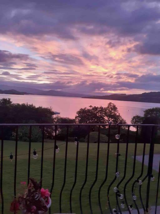 Апартаменты Loch View At Lomond Castle Баллок Экстерьер фото